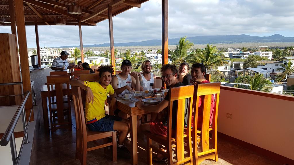 Gloria - Galapagos Inn Puerto Ayora  Exteriér fotografie