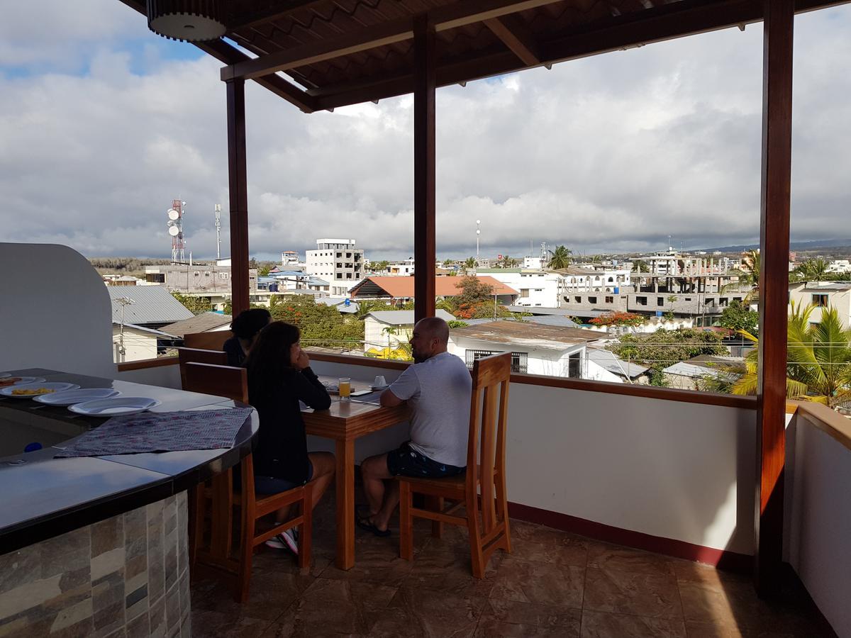 Gloria - Galapagos Inn Puerto Ayora  Exteriér fotografie